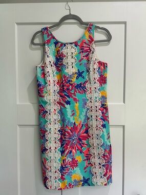 Lilly Pulitzer Floral Lace-Trim Shift Dress